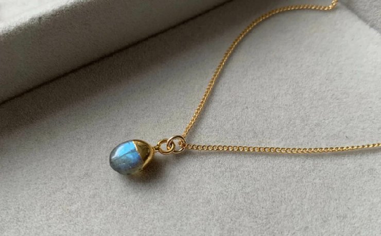 Everything You Need to Know about Labradorite gemstone