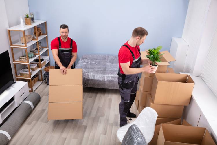 The Ultimate Guide to Packing for an International Move: Dos and Don’ts