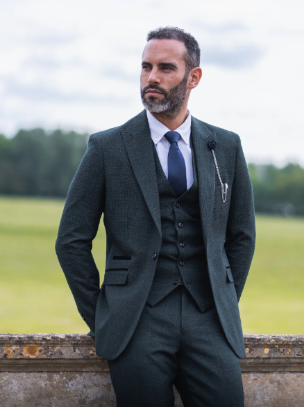Cavani Suits: Elevating Your Style with Timeless Elegance