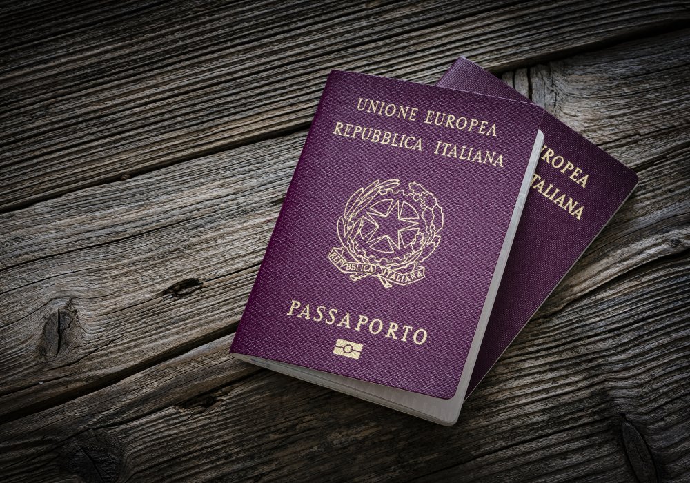 Navigating the Path to Italian Dual Citizenship with Full-Service Solutions: A Comprehensive Guide and Evaluation of the Best Companies to Assist with Italian Citizenship