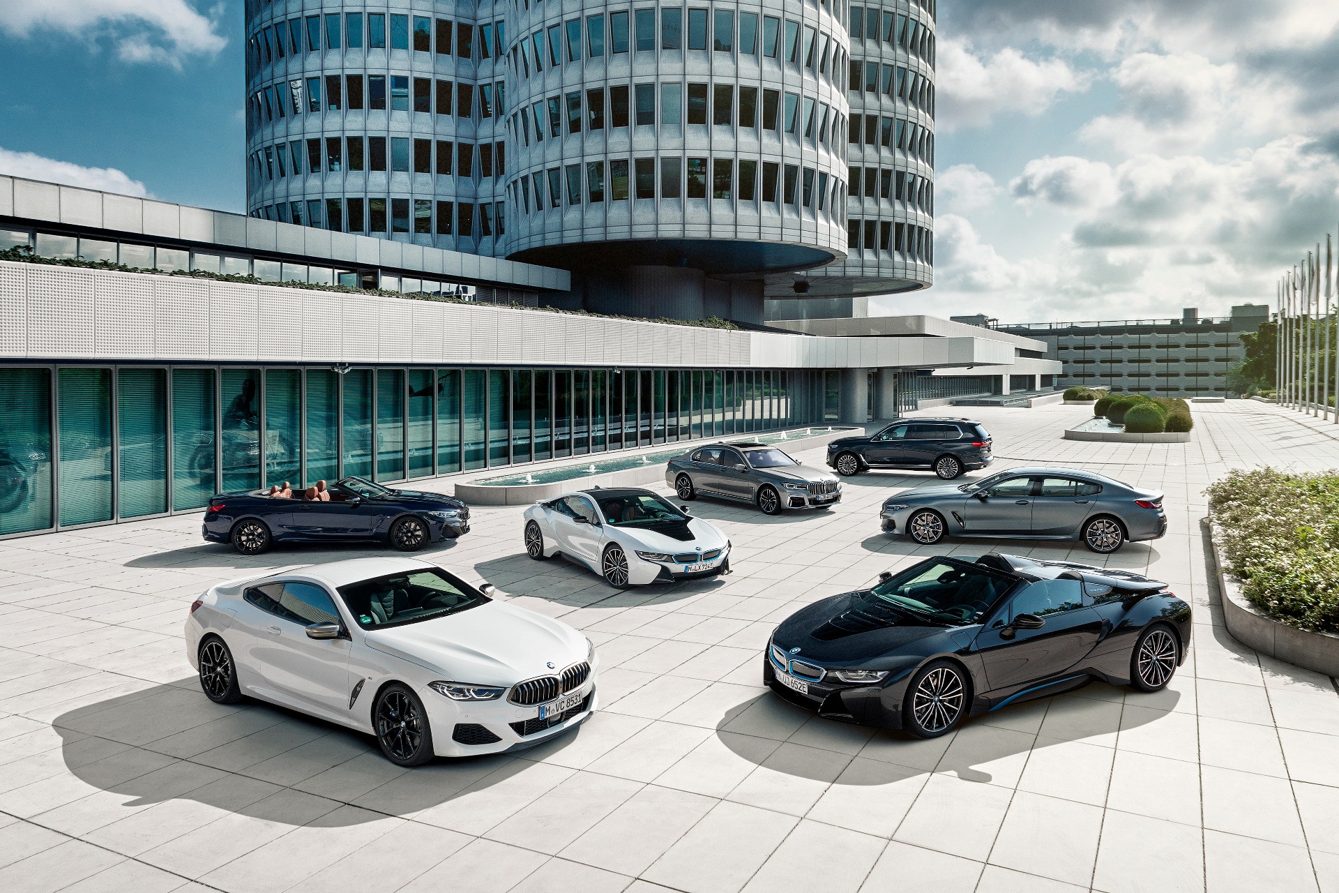 Drive the Extra Mile: Long Term Car Rental Abu Dhabi