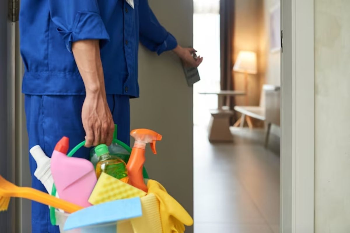 Navigating Home Health: The Ultimate Guide to Crawl Space Cleaning in the Bay Area