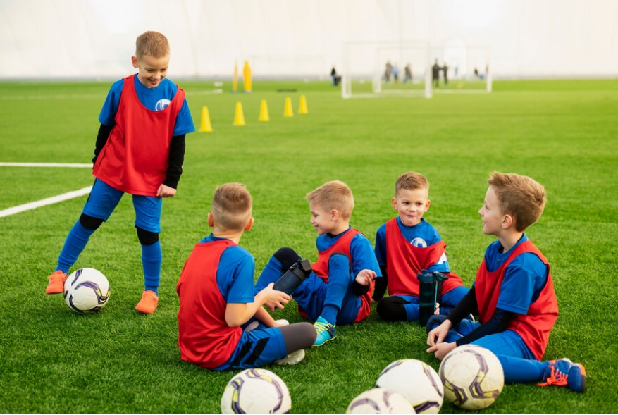 Soccer for Kids:6 Fun Drills and Games for Young Players