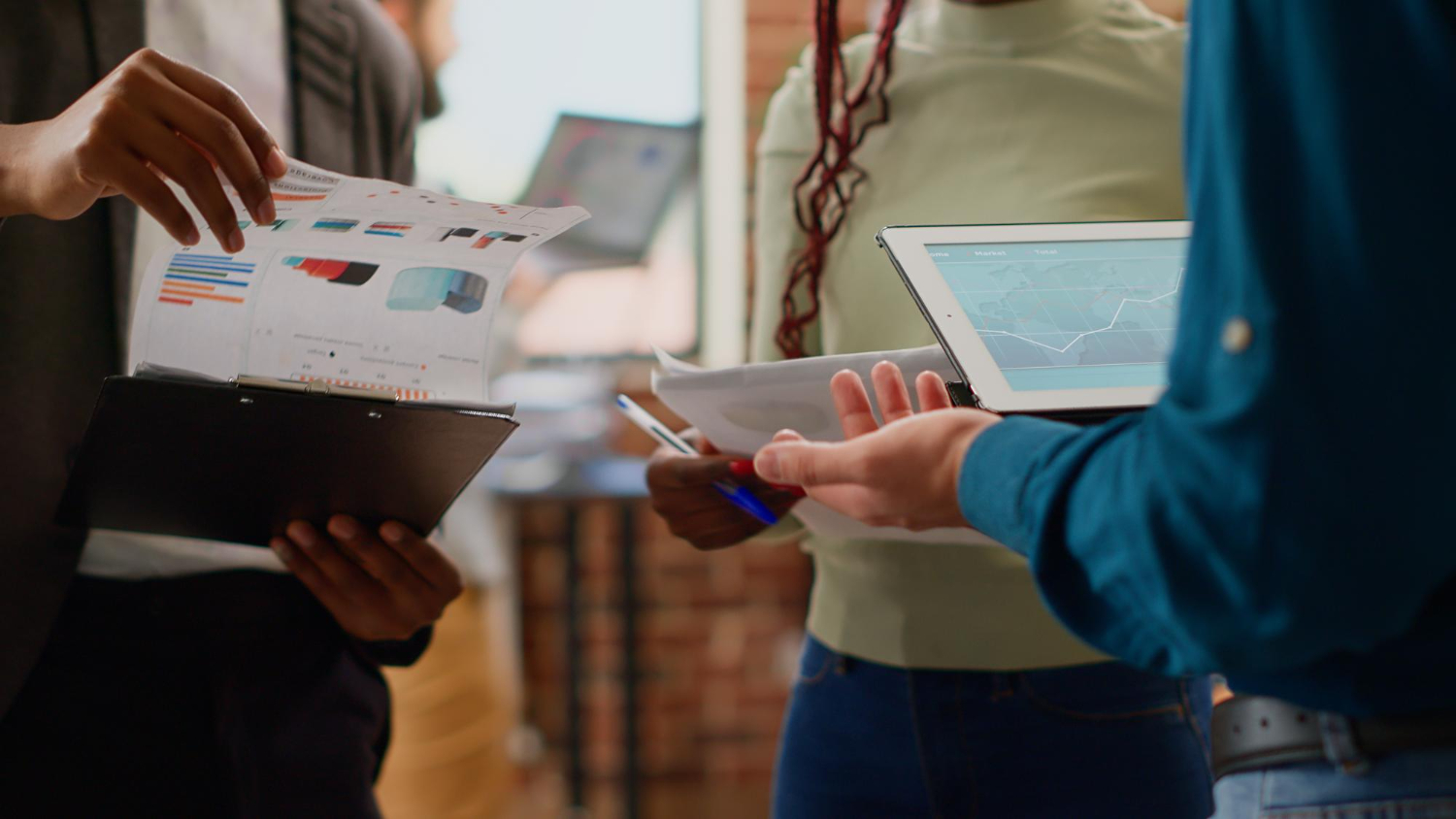 Mastering Assessments: Navigating the Benefits of Online Exam Help